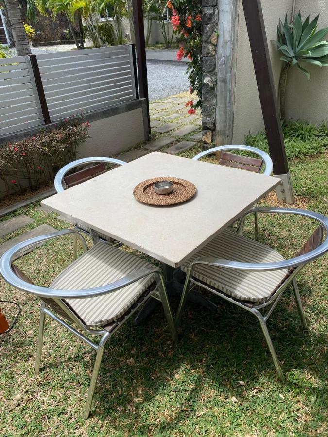 Turquoise Bay Beach Apartments 托舵道斯 外观 照片