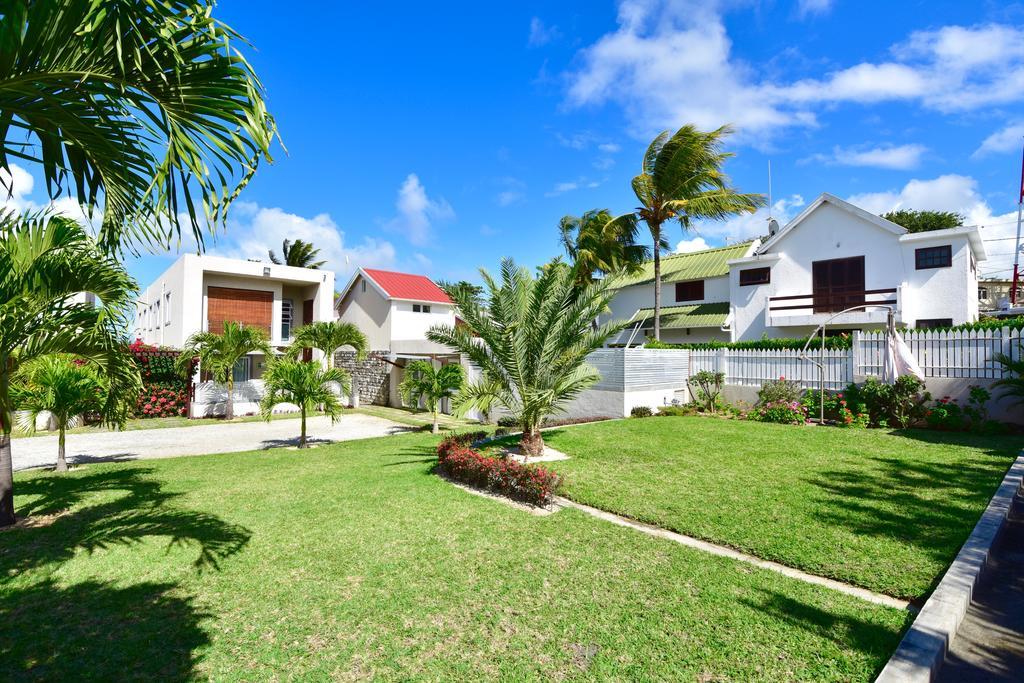 Turquoise Bay Beach Apartments 托舵道斯 外观 照片